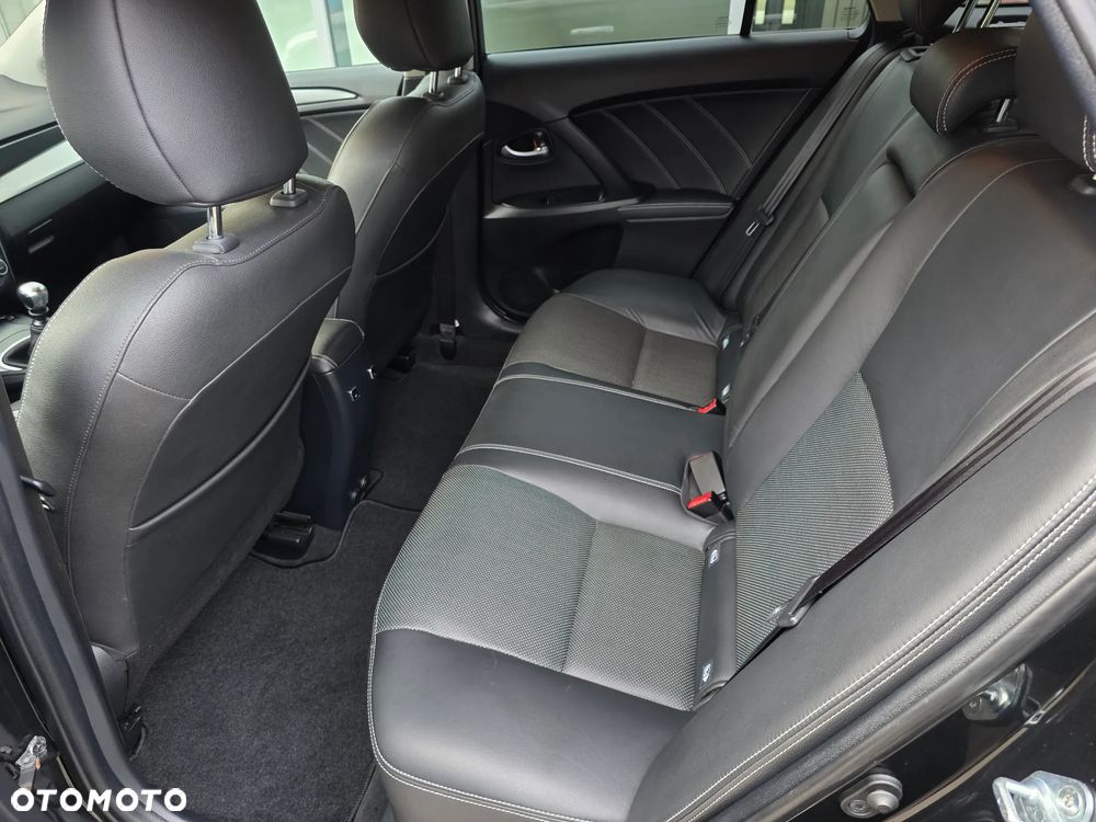 Toyota Avensis 1.8 Prestige - 20