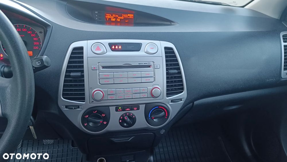 Hyundai i20 1.2 Trend - 25