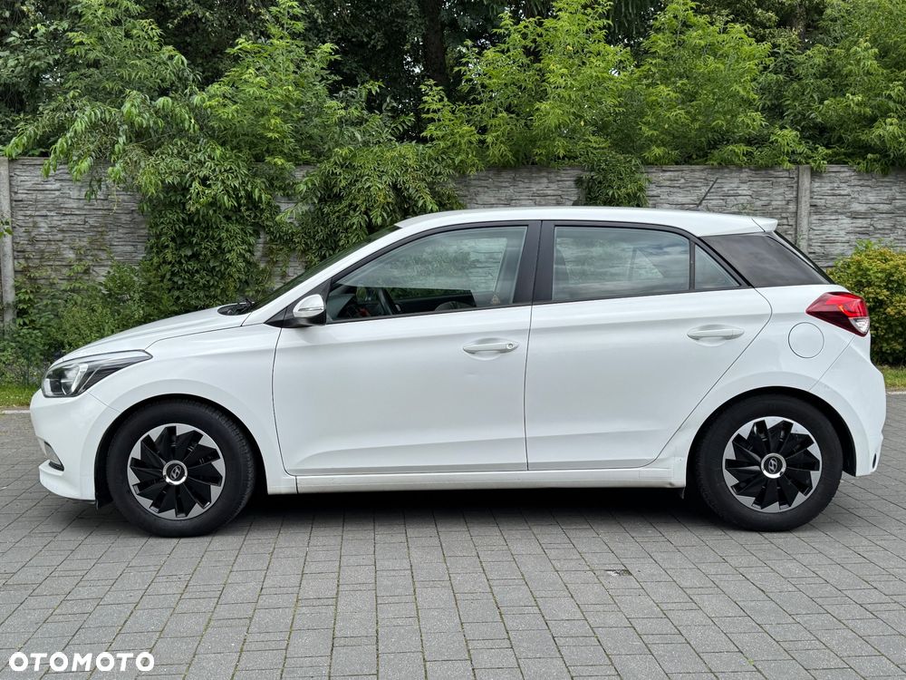 Hyundai i20 1.2 Classic Plus - 17