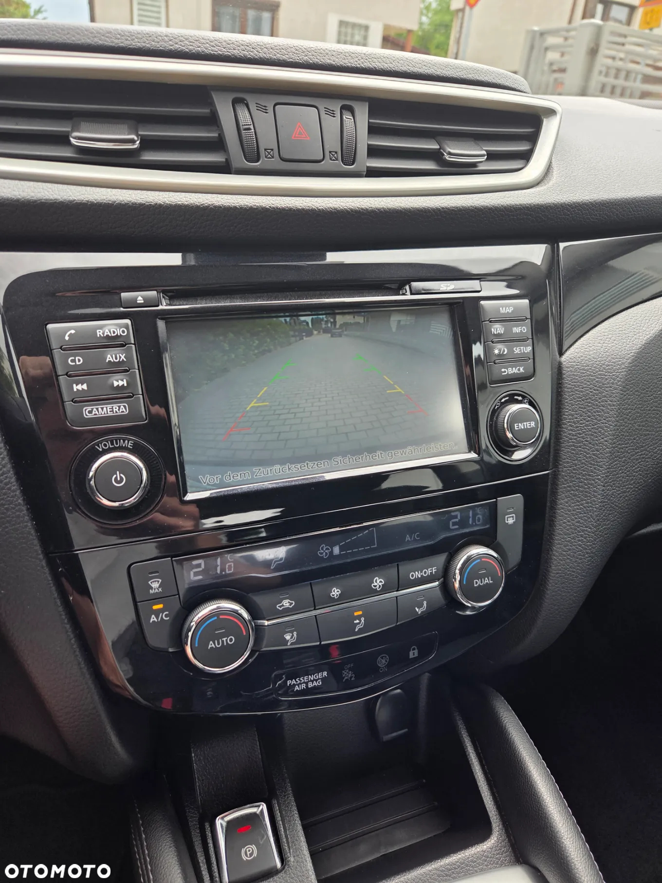 Nissan Qashqai 1.2 DIG-T N-Connecta - 19