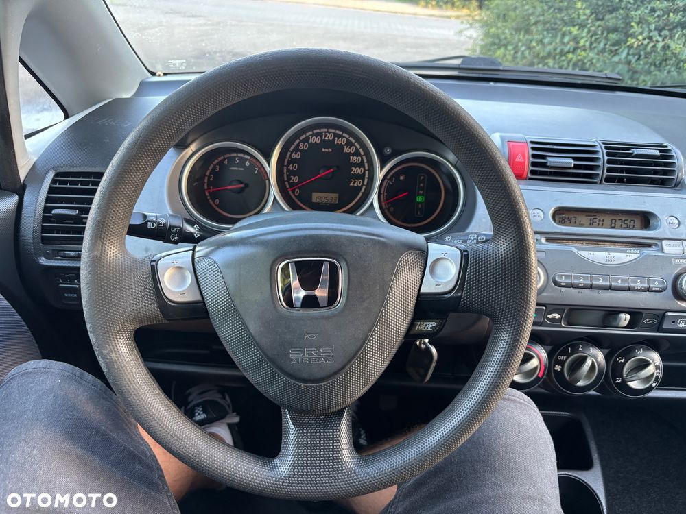 Honda Jazz 1.4 CVT LS - 25