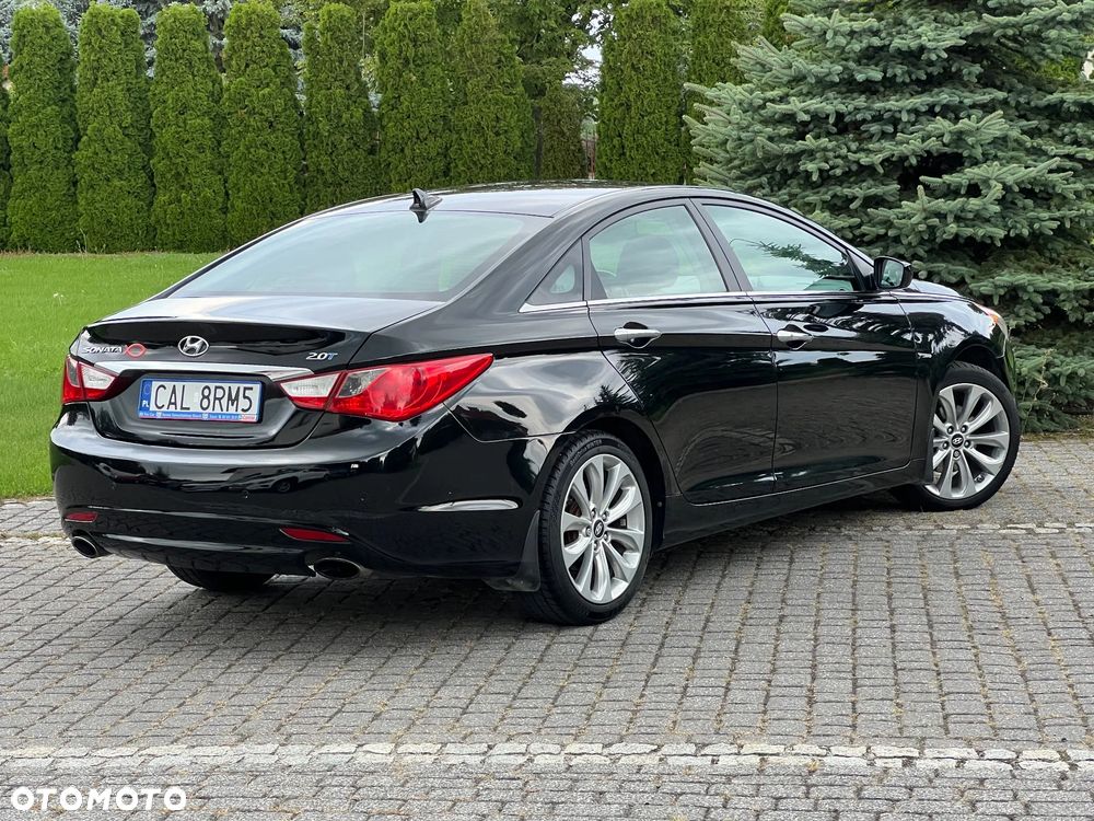 Hyundai Sonata - 4