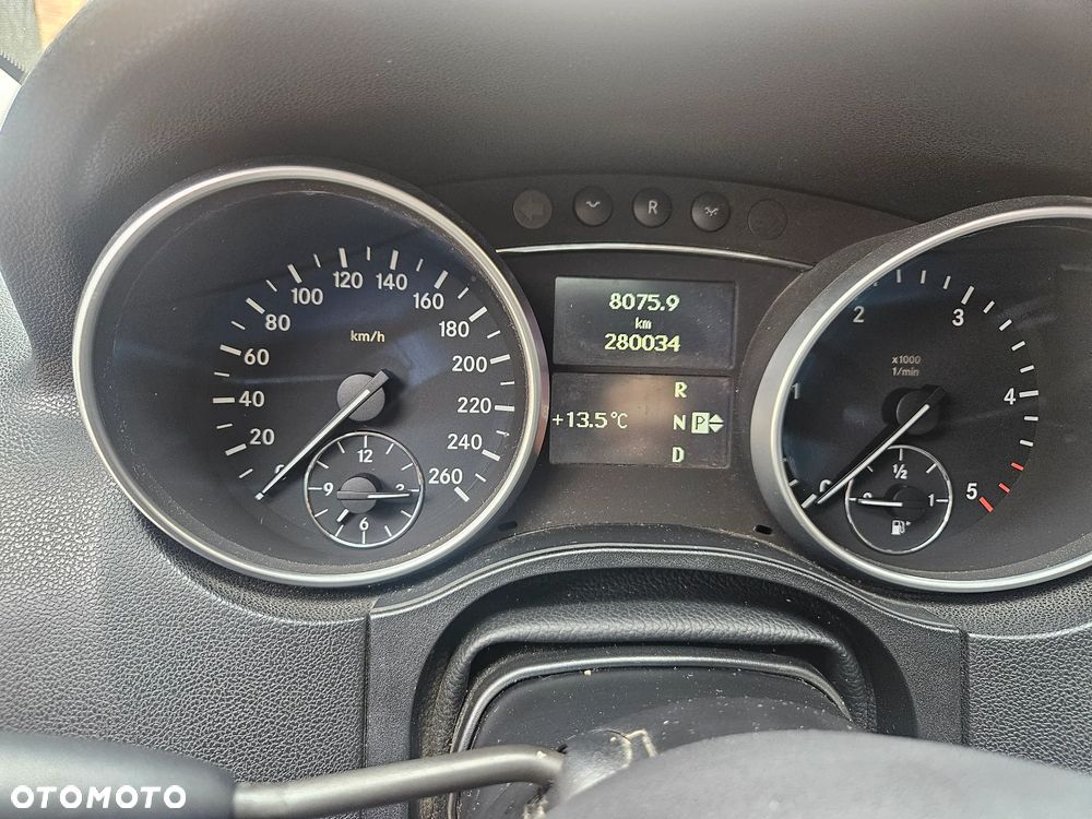 Mercedes-Benz ML - 7