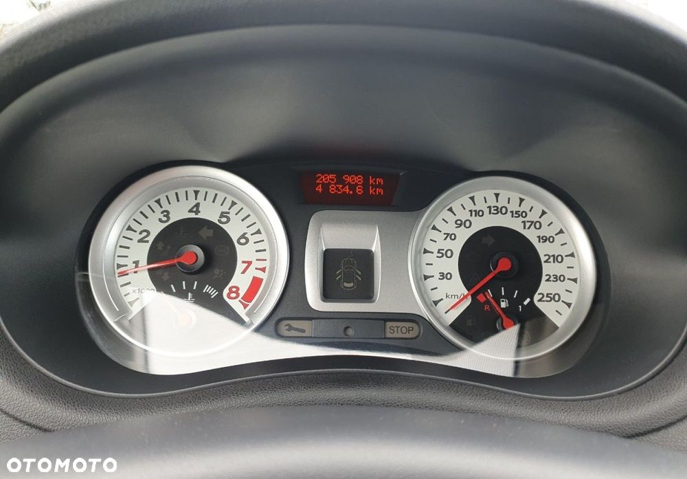 Renault Clio - 21