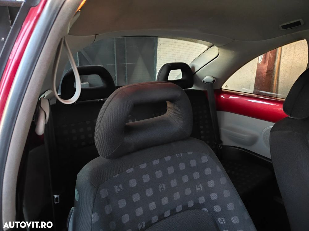 Volkswagen Beetle - 2