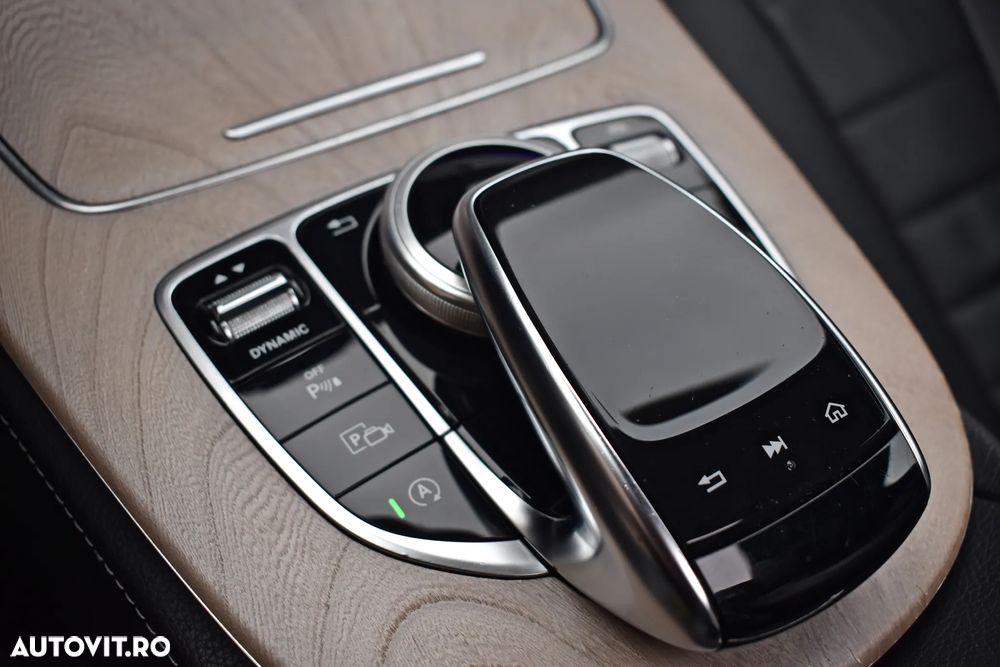 Mercedes-Benz CLS 350 d 4MATIC Aut - 25