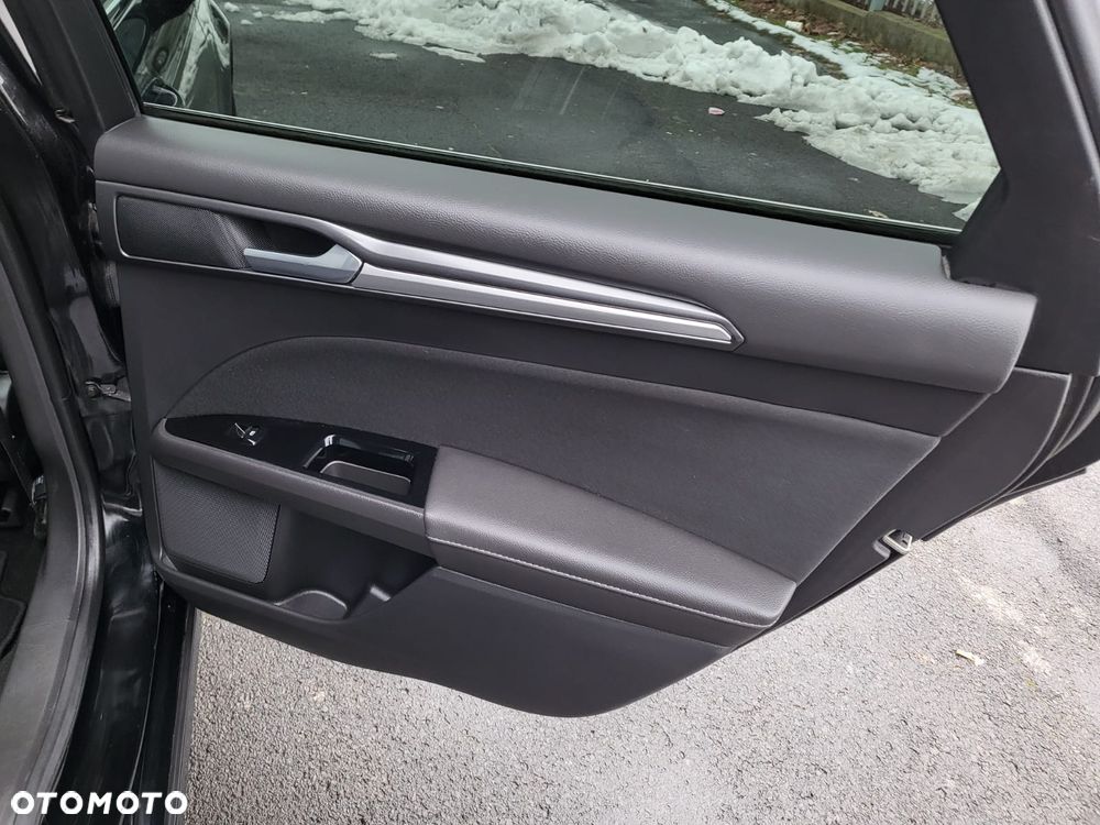 Ford Mondeo 1.5 EcoBoost Trend - 13