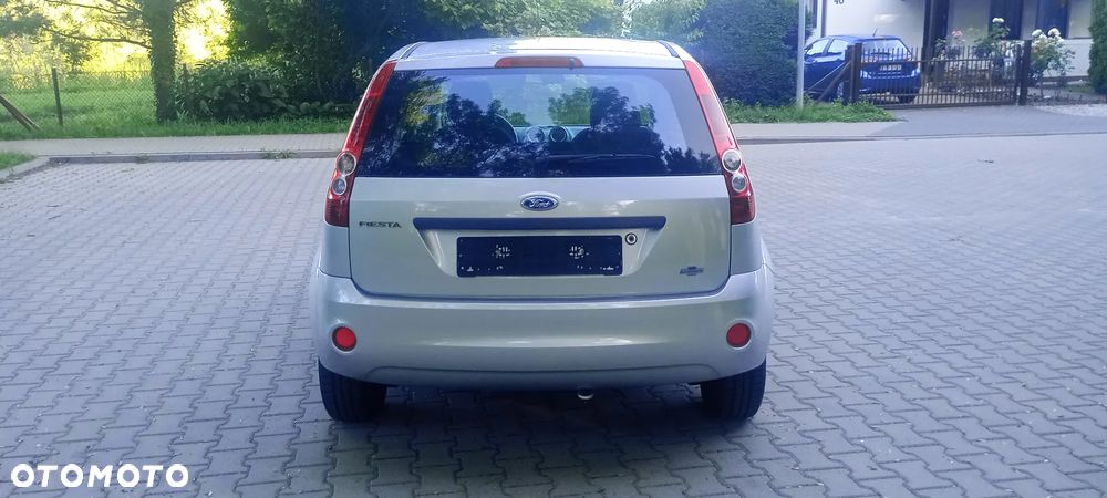 Ford Fiesta - 5