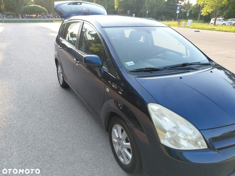 Toyota Corolla Verso 1.8 Sol - 7