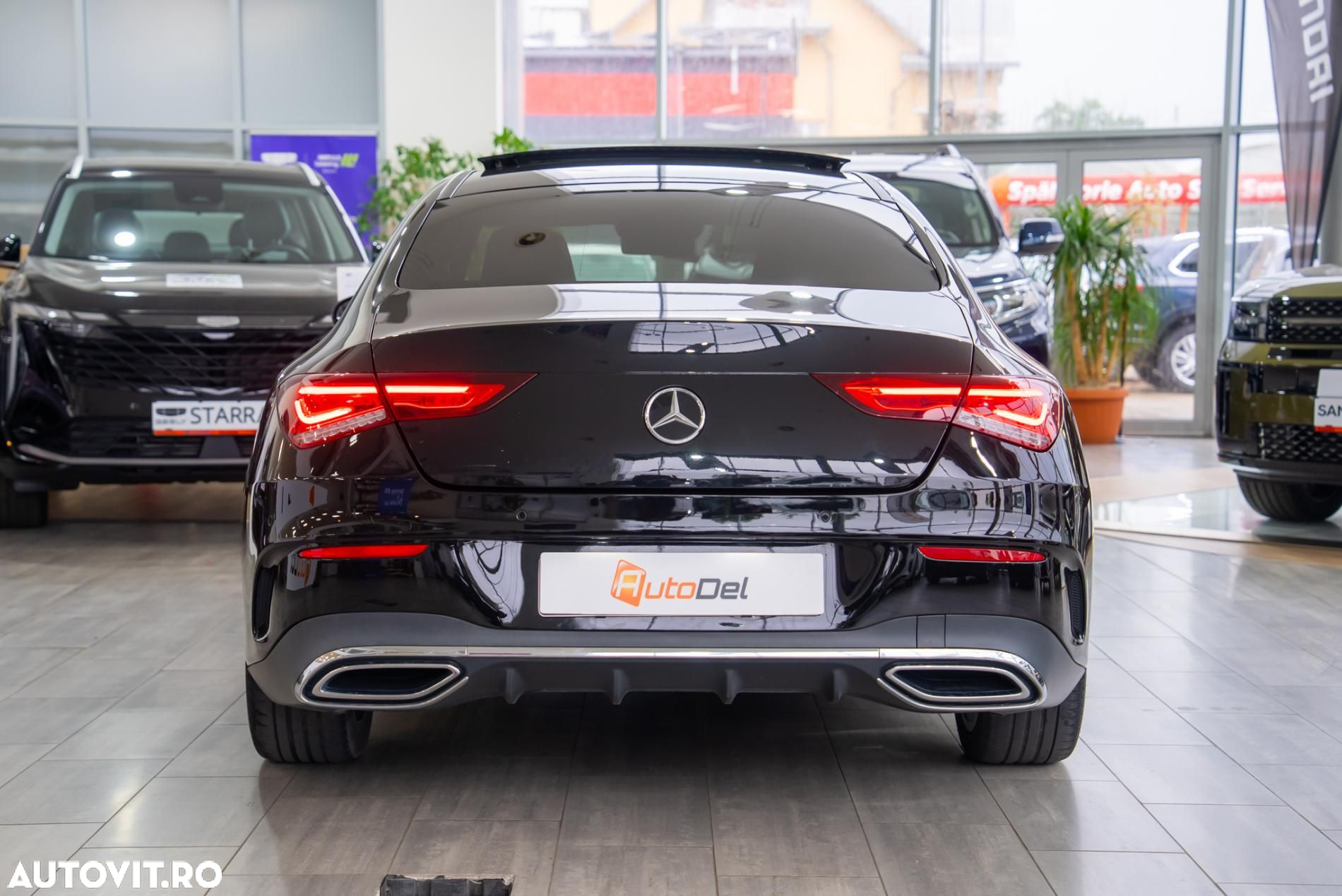 Mercedes-Benz CLA 180 7G-DCT AMG Line - 12
