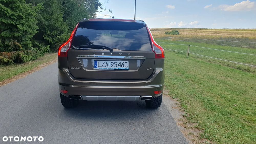 Volvo XC 60 - 4
