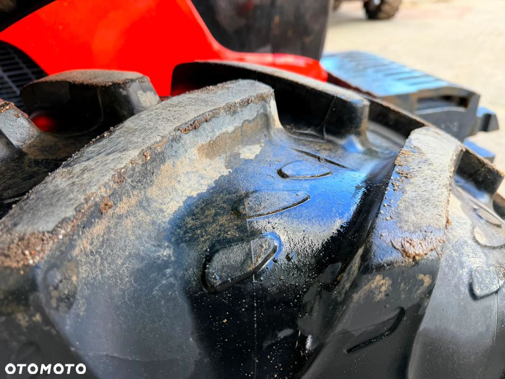 Kubota M9960 Hydraulic Shuttle - 29