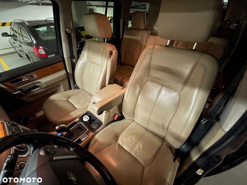 Land Rover Discovery IV 3.0D V6 HSE - 12