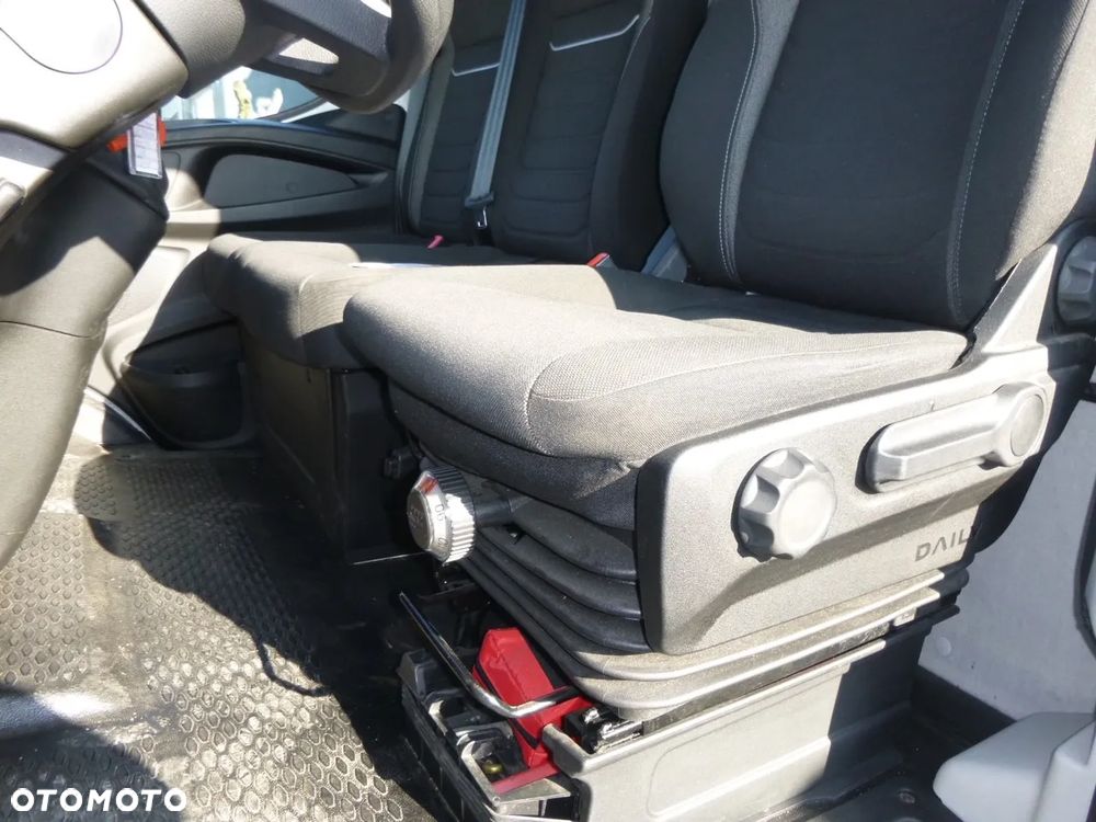 Iveco Daily 3.0 35C16 winda kontener - 20