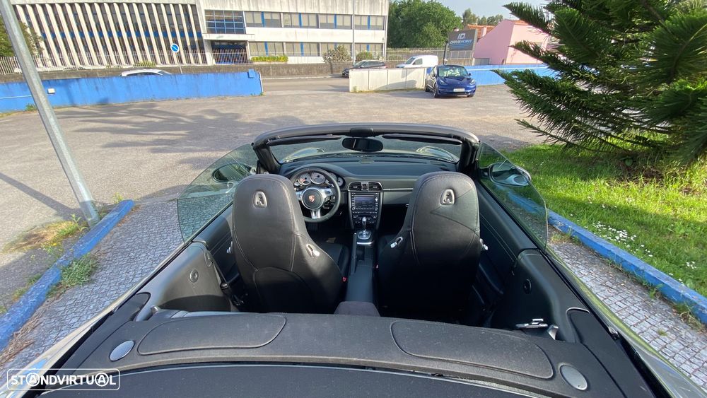 Porsche 911 (997) Carrera 4S Cabriolet PDK - 19