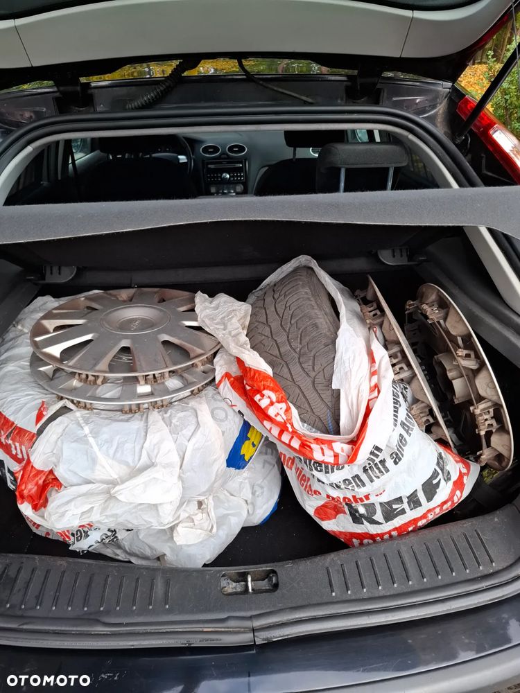 Ford Focus - 19