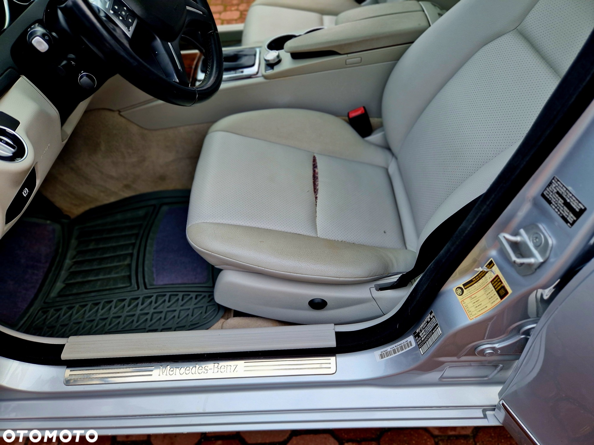 Mercedes-Benz Klasa C 250 CGI T Automatik BlueEFFICIENCY Avantgarde - 6