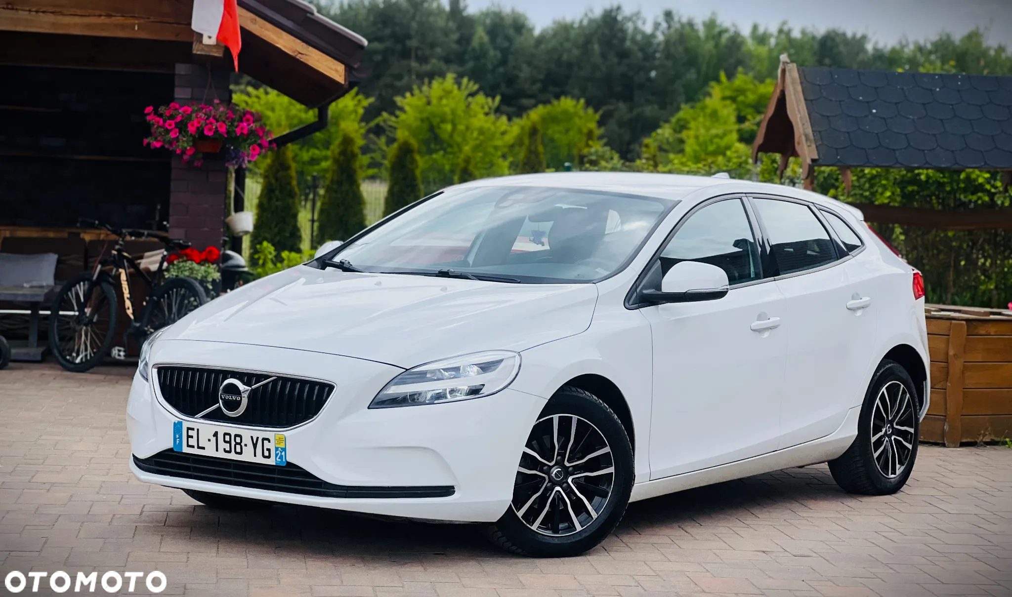 Volvo V40 D2 Drive-E Momentum - 12