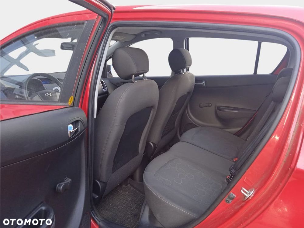Hyundai i20 1.2 Classic + - 23