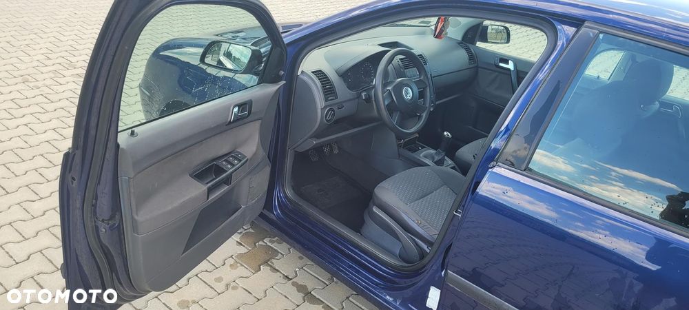 Volkswagen Polo 1.2 12V Comfortline - 11