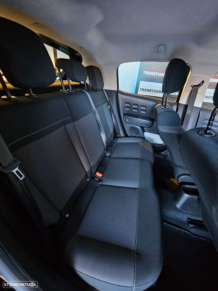 Citroën C3 1.2 PureTech C-Series - 12