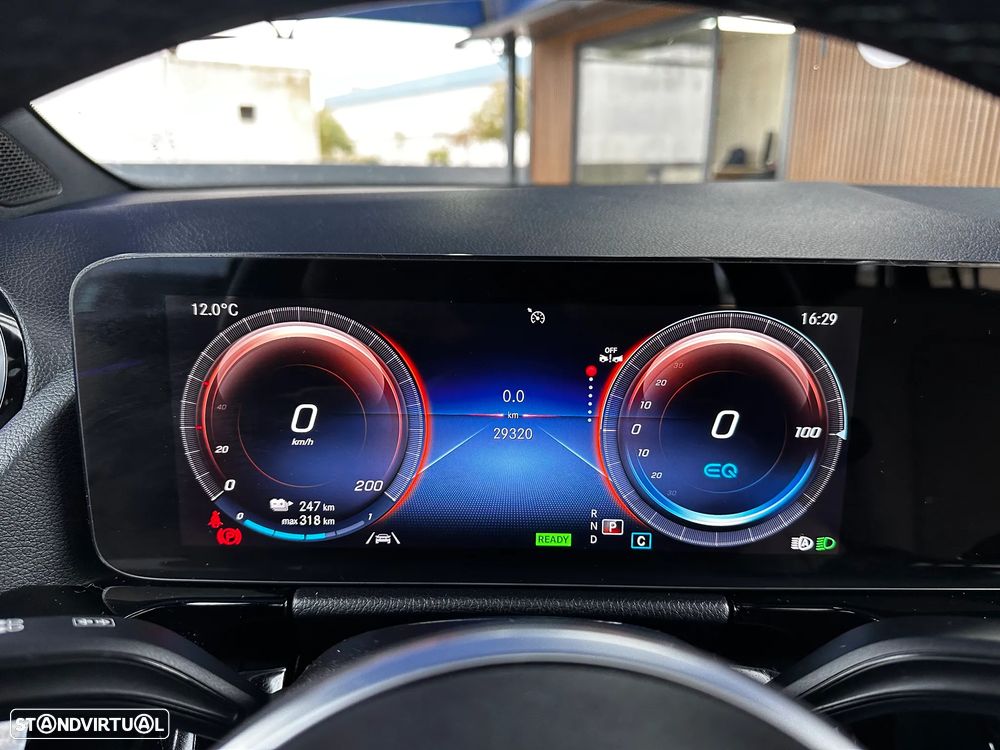 Mercedes-Benz EQA 250 Progressive - 29