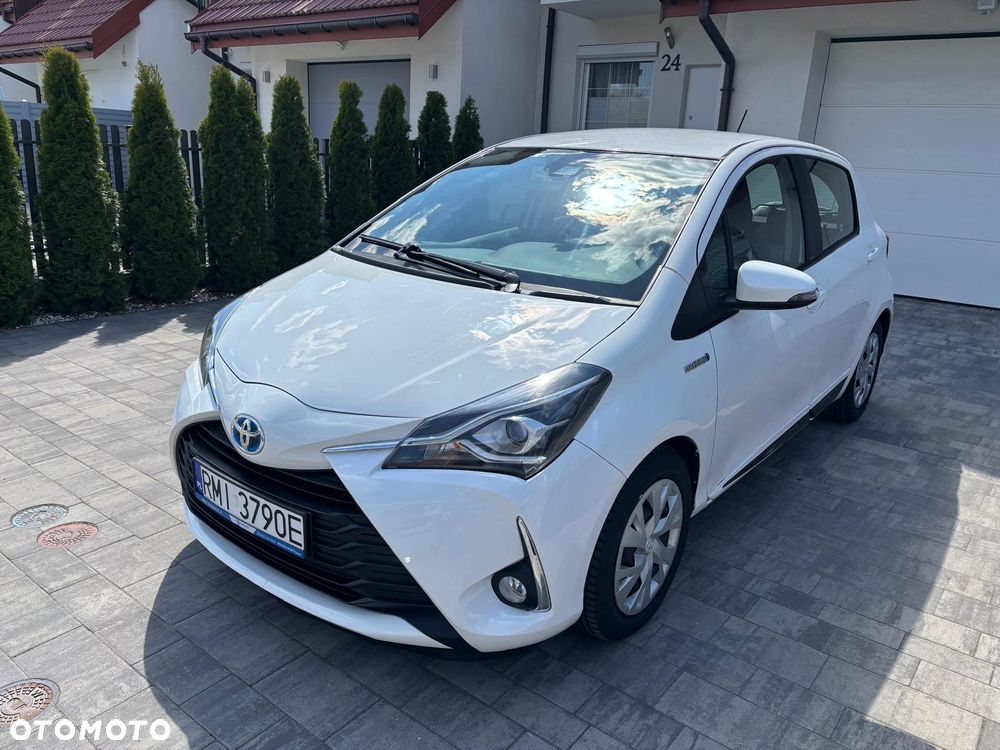 Toyota Yaris Hybrid 100 Premium EU6 - 1
