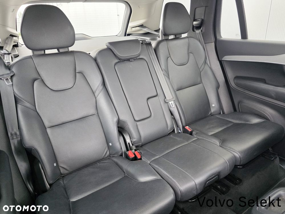 Volvo XC 90 - 17