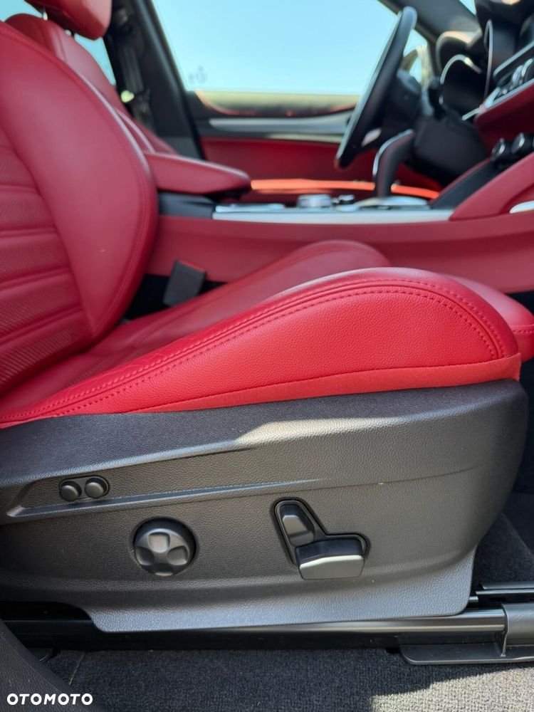 Alfa Romeo Stelvio 2.0 Turbo Veloce Q4 - 27