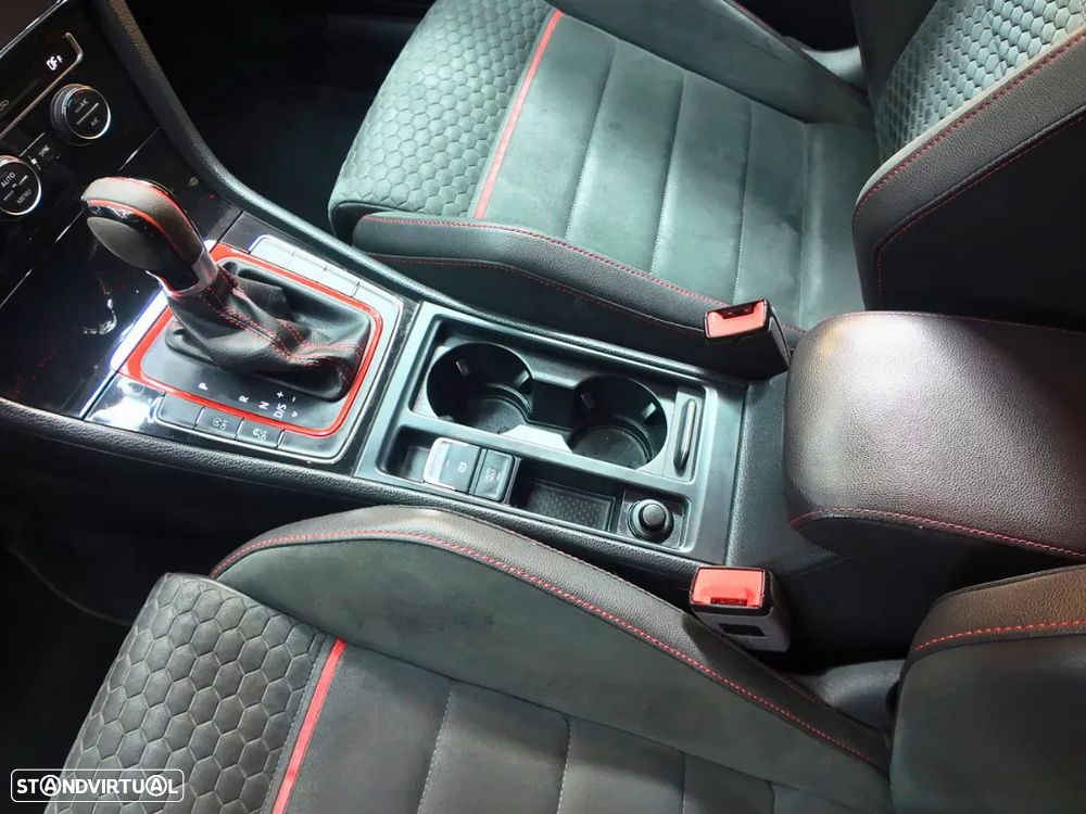 VW Golf GTI BlueMotion DSG - 9