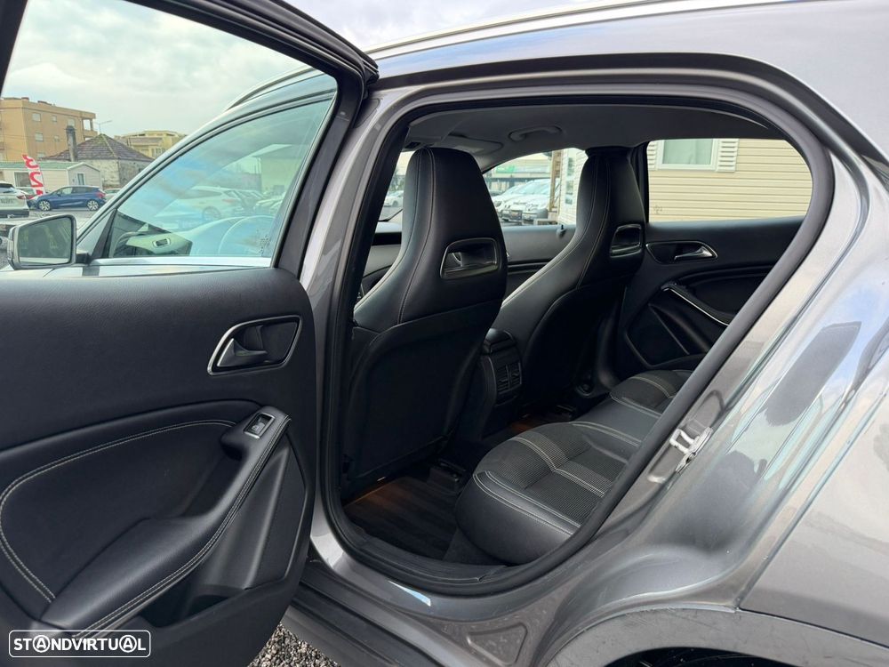 Mercedes-Benz GLA 180 CDI Urban - 29