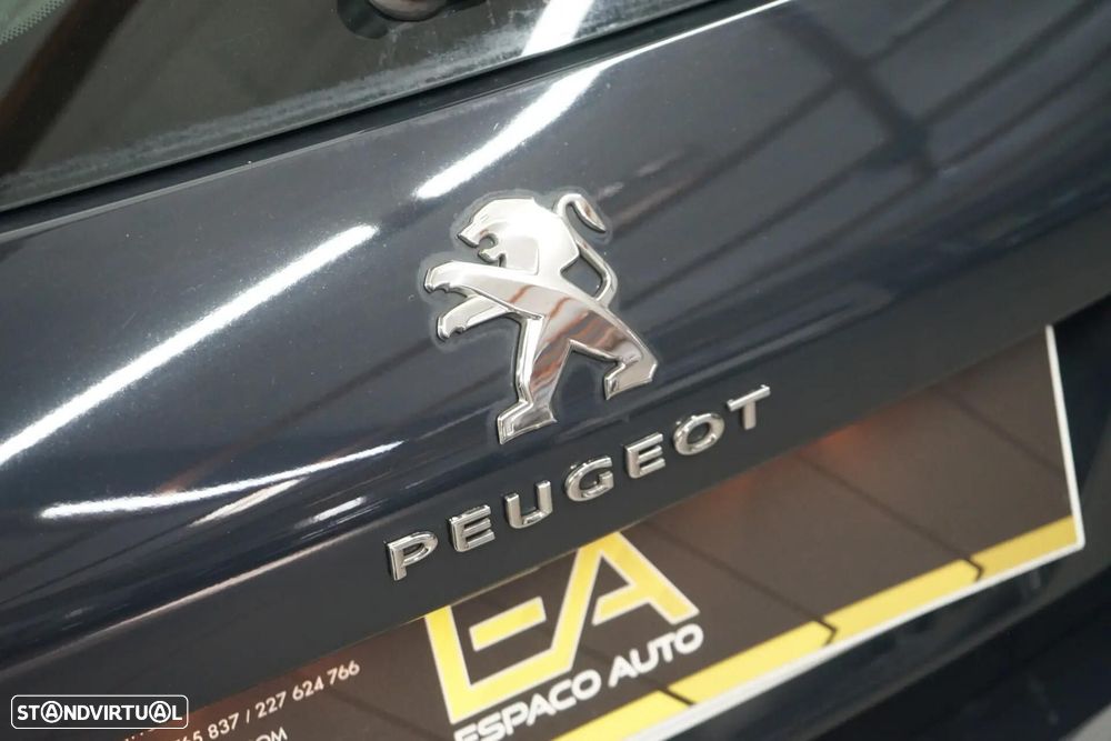 Peugeot 308 1.2 PureTech Active - 12
