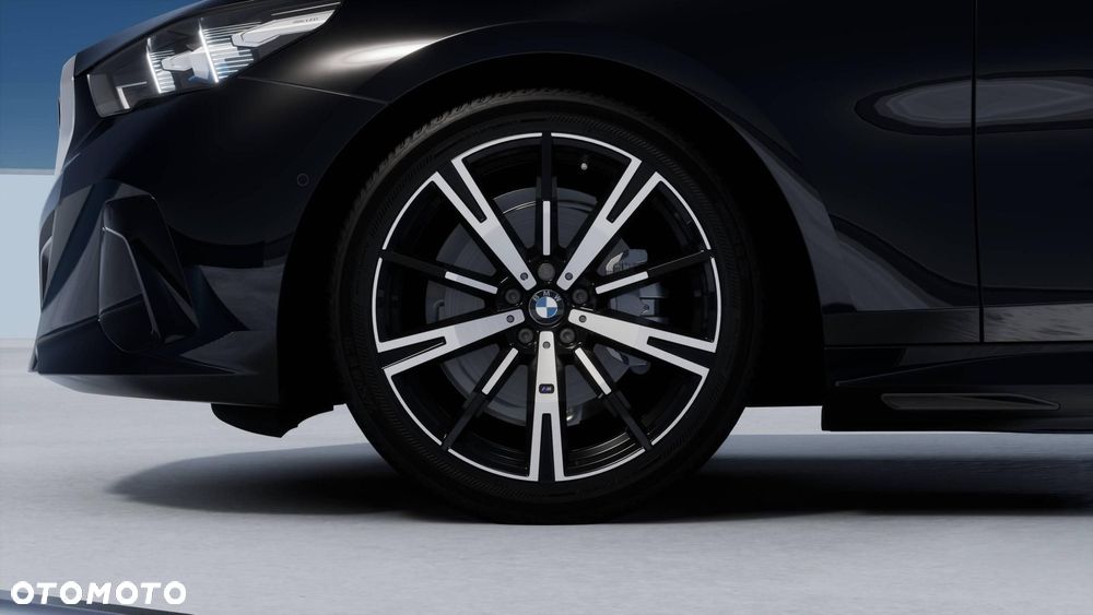 BMW Seria 5 520d xDrive mHEV M Sport - 4