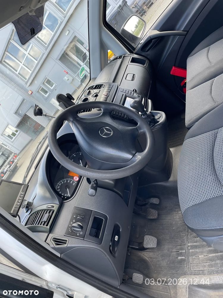Mercedes-Benz VITO - 10