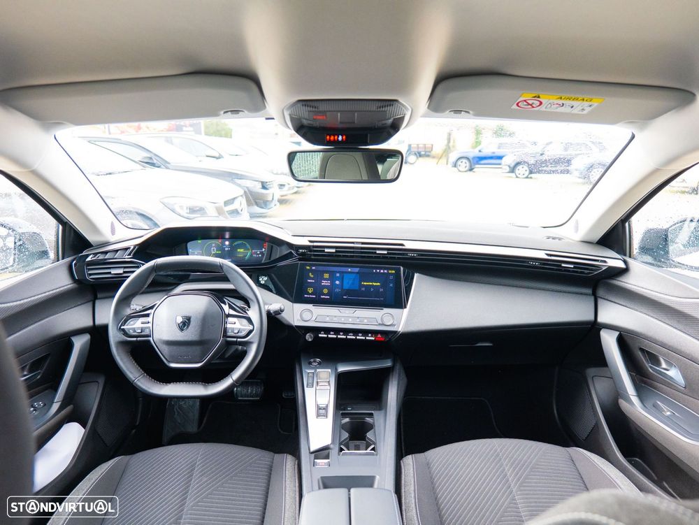 Peugeot 308 180 e-EAT8 Allure - 22