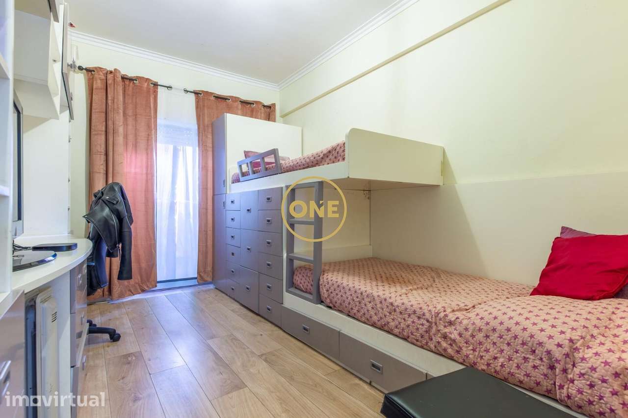 Apartamento T3 a 2 min Comboio Rinchoa, Rio Mouro, Sintra - Grande imagem: 4/25