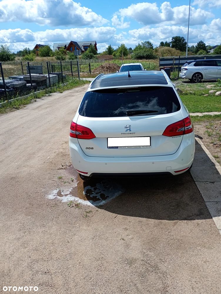 Peugeot 308 1.2 PureTech Allure S&S - 3