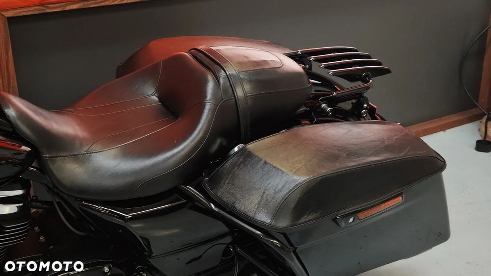 Harley-Davidson Touring Road King - 25