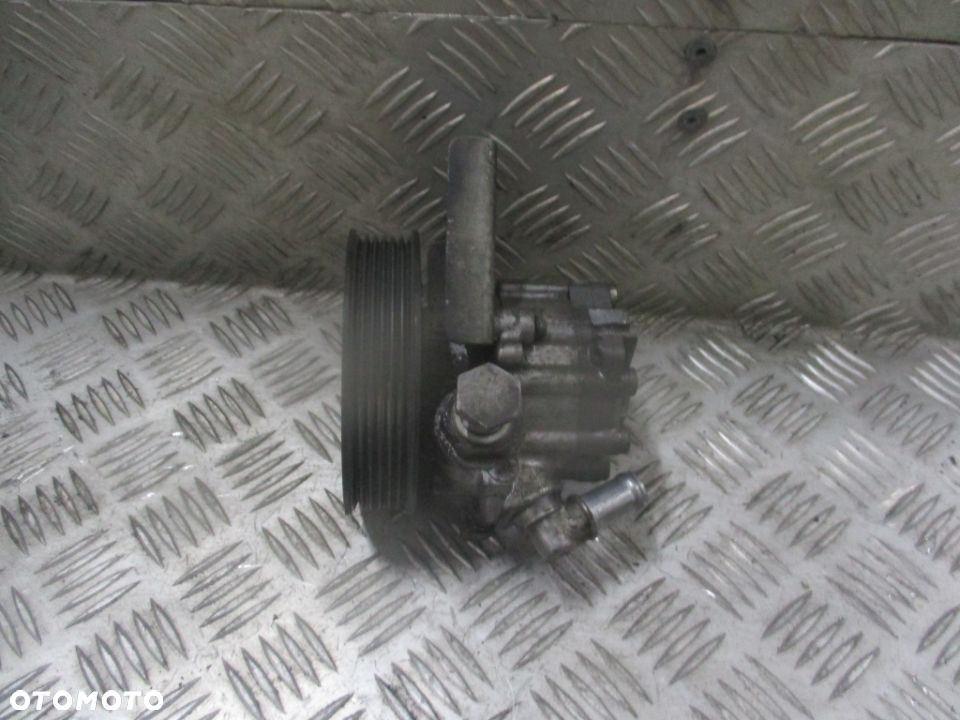 Pompa wspomagania 676619001 BMW E60 2.2B - 2