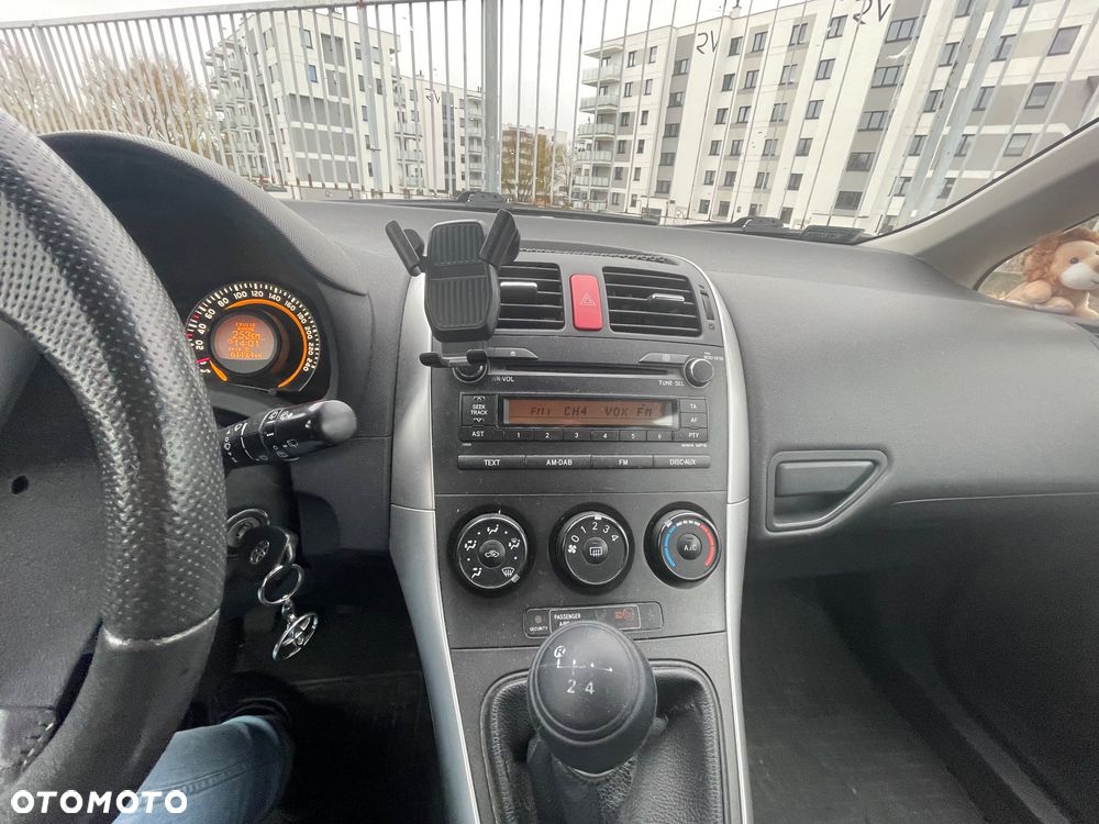 Toyota Auris - 7