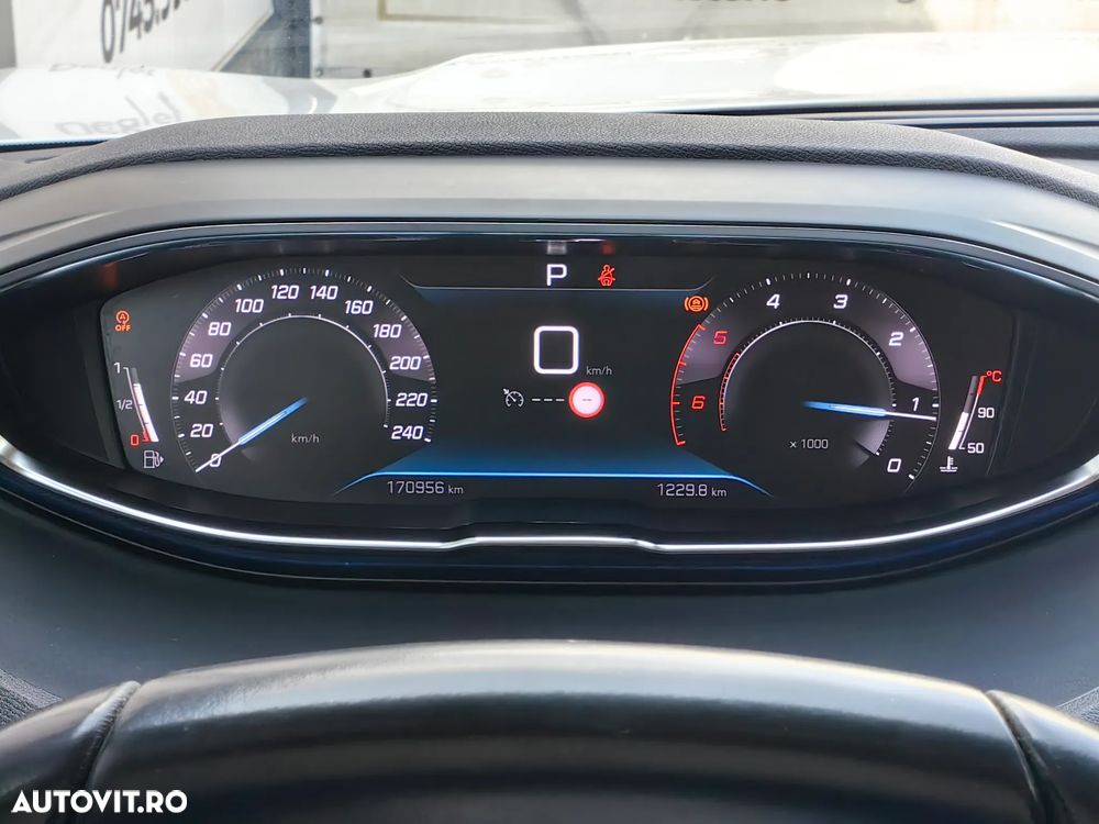 Peugeot 3008 1.5 BlueHDI 130 S&S EAT8 Allure - 28