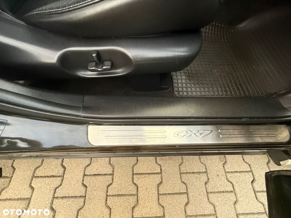 Mazda CX-7 2.2 CD Exclusive + - 35