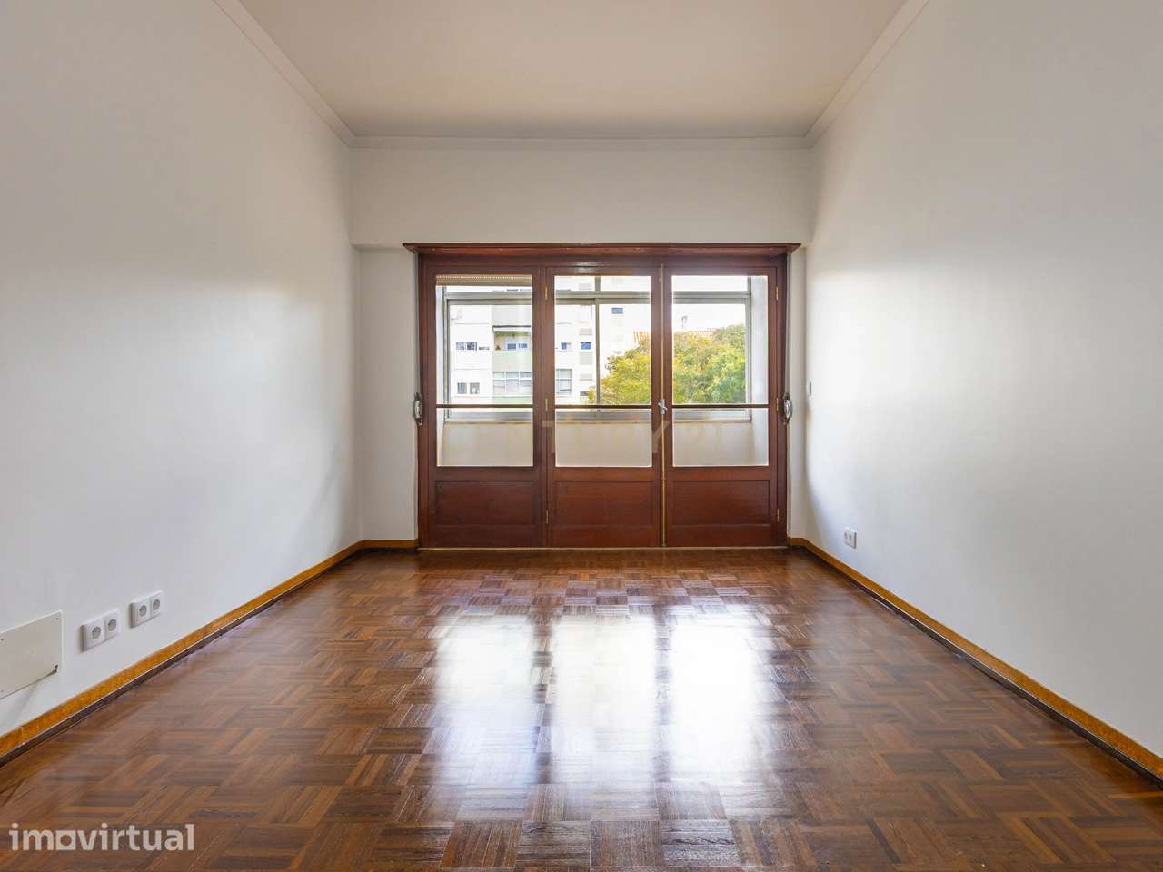 Apartamento Renovado em Oeiras com Vista para a Cidade - Grande imagem: 4/24