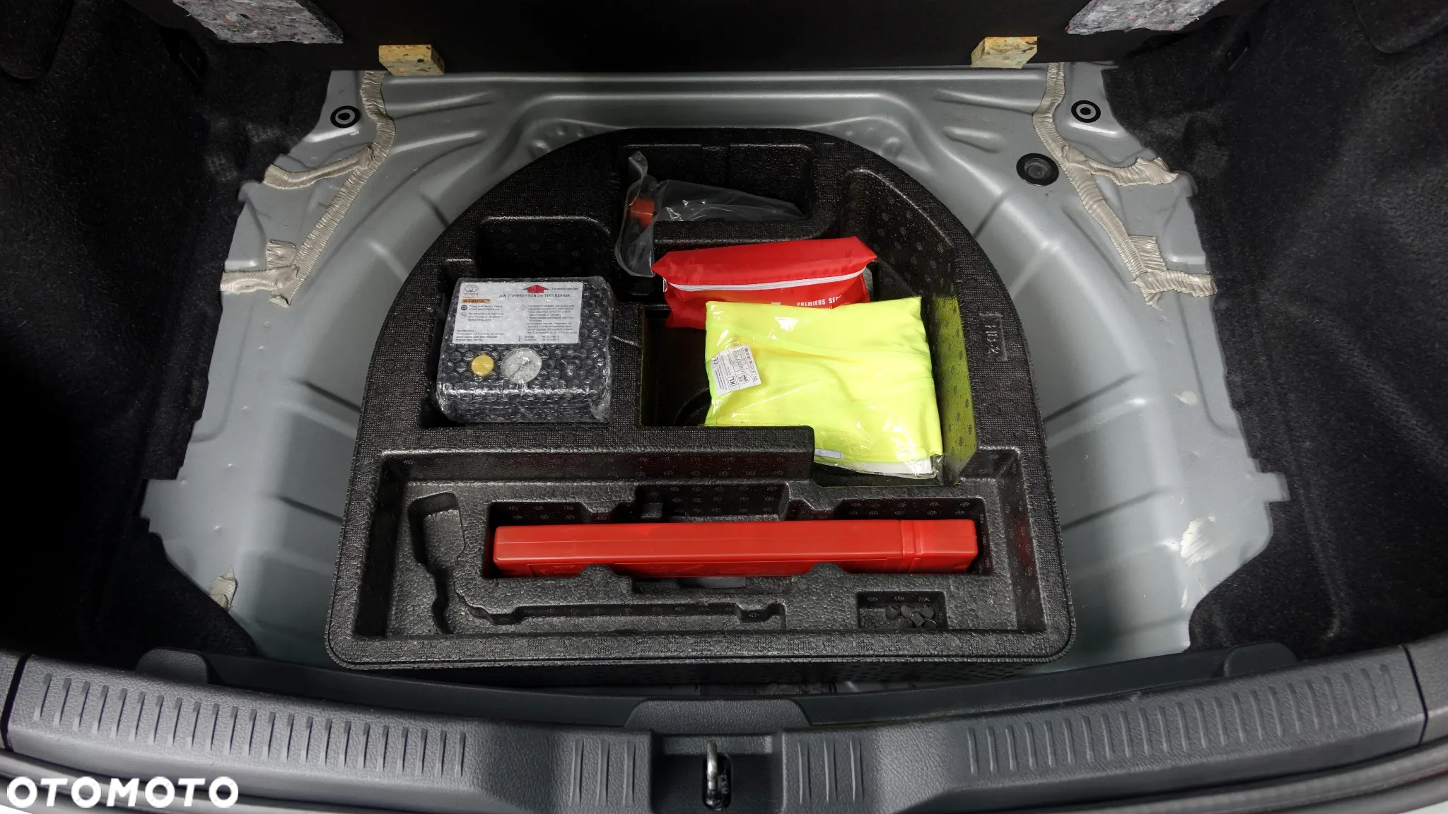 Toyota Auris 1.33 VVT-i Comfort - 33