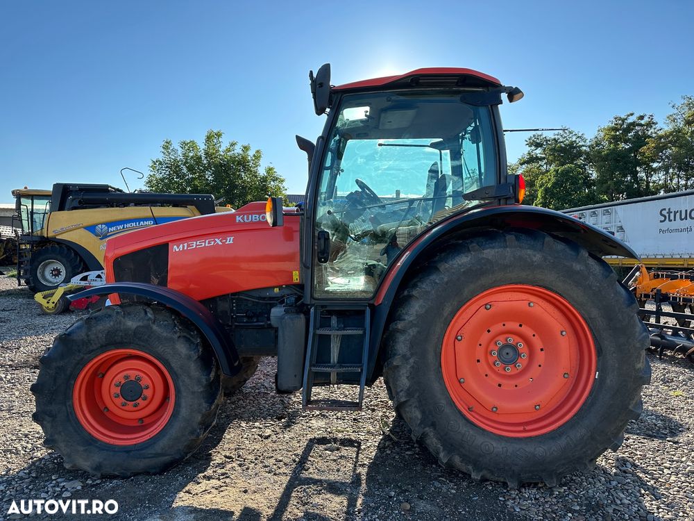 Kubota M135 GX II - 1