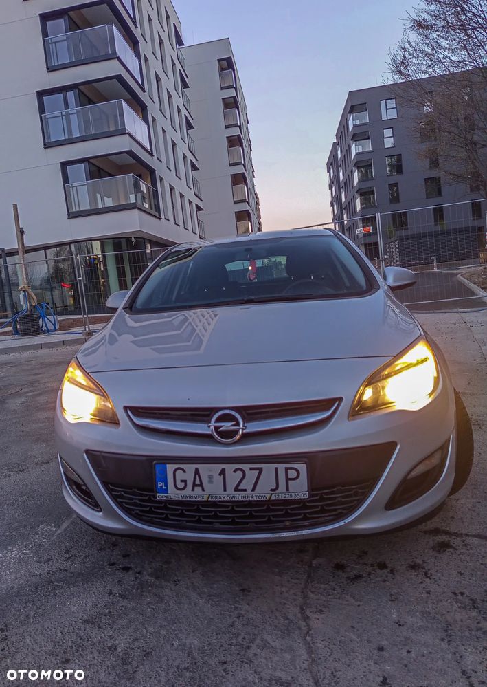 Opel Astra - 1