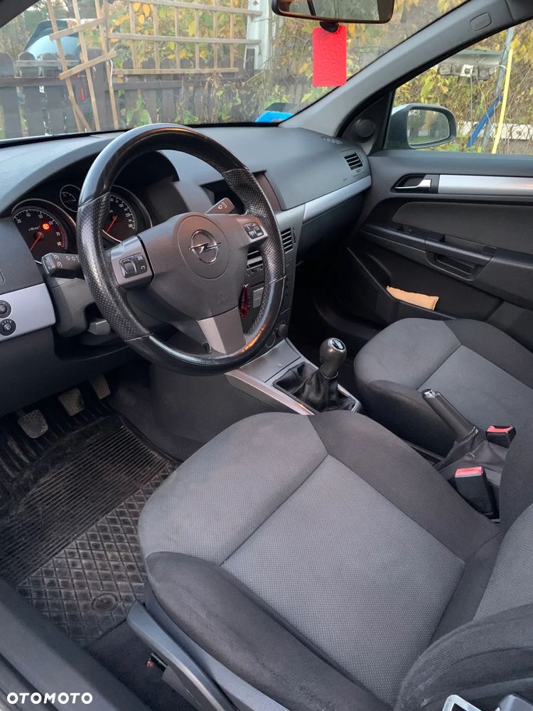Opel Astra 1.4 - 9