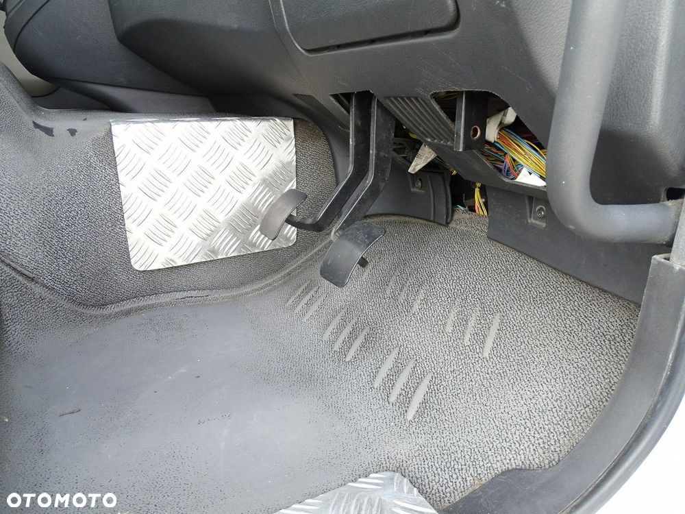 Renault MIDLUM 240 DXI 6 Osobowa Kabina Sprowadzony Firanka - 11