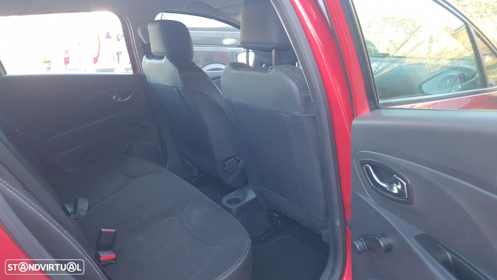 Renault Clio Sport Tourer 0.9 TCE Dynamique S - 17