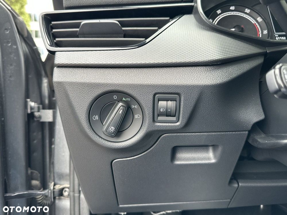 Skoda Kamiq 1.0 TSI Ambition DSG - 28
